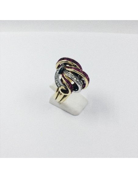 Anillo de oro blanco y amarillo, brillantes y rubÃ­es