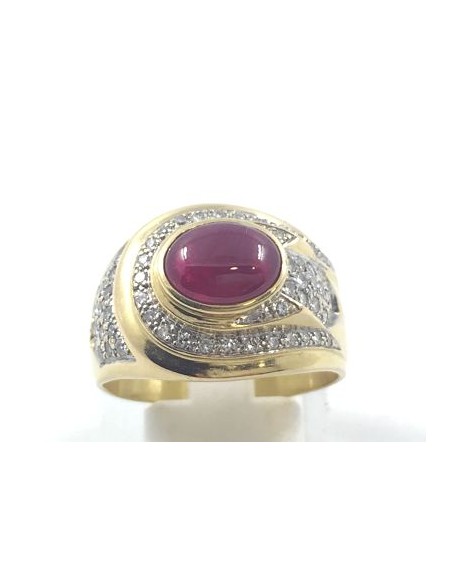 Anillo de oro, brillantes y granate central