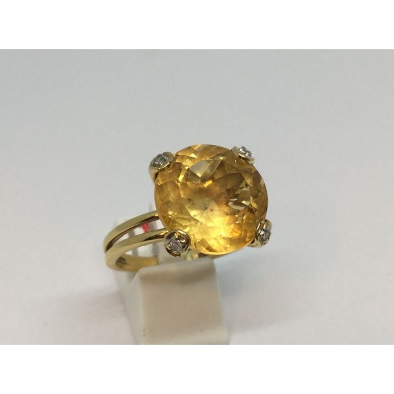 Sortija Tous en oro con gran topacio y brillantes