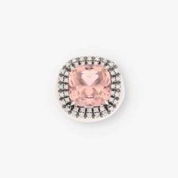 Anillo oro blanco y piedra rosa