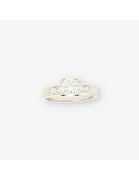 Anillo oro blanco y bri aprox. 1,05 Qt.