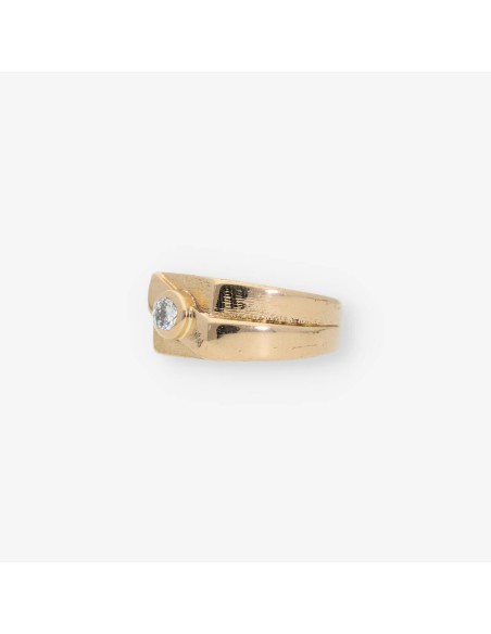 Anillo en oro 18kt con brillante central