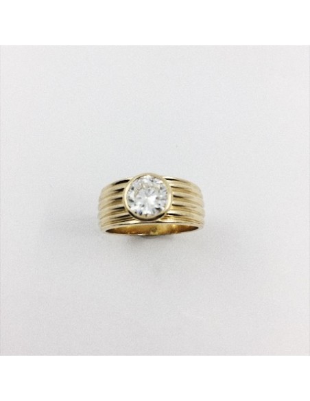 Anillo solitario en oro y gran brillante