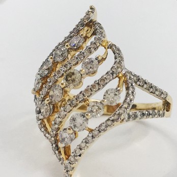 Anillo de oro y brillantes 2