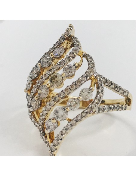 Anillo de oro y brillantes