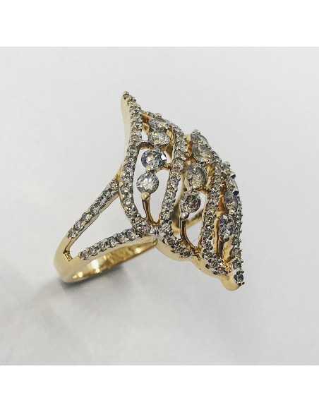 Anillo de oro y brillantes