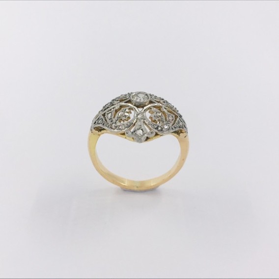 Anillo aÃ±os 20 en oro y diamantes