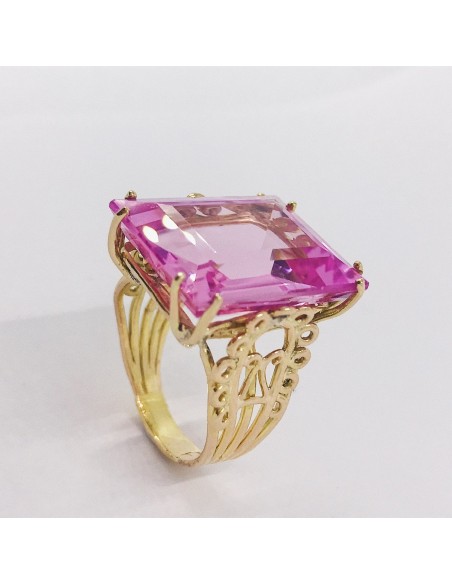 Anillo en oro 18kt  con piedra tipo rosa de Francia