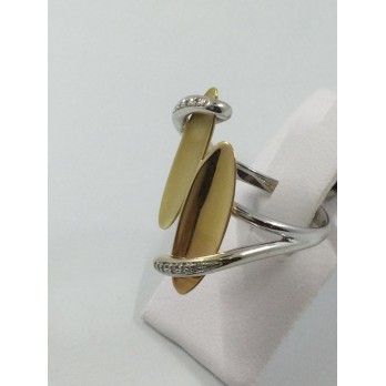Anillo en oro blanco, amarillo y brillantes 2