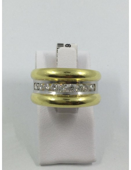 Anillo ancho en oro amarillo y brillantes