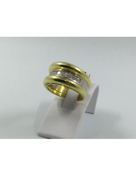 Anillo ancho en oro amarillo y brillantes