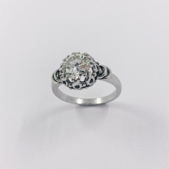 Anillo en oro blanco 18kt y brillantes 2