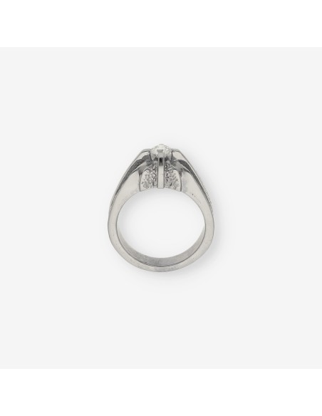 Anillo en oro blanco 18kt. con brillante central