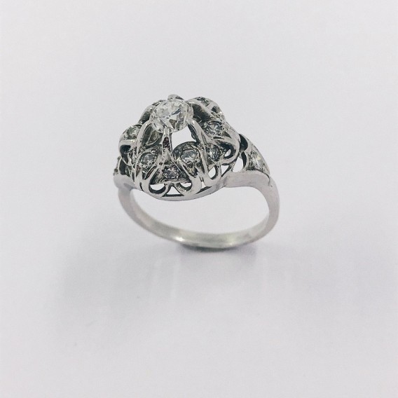 Anillo vintage en oro blanco 18kt con brillantes