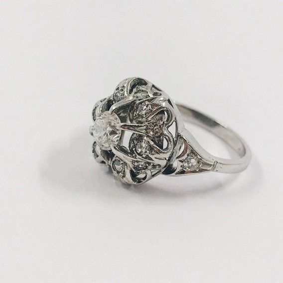 Anillo vintage en oro blanco 18kt con brillantes