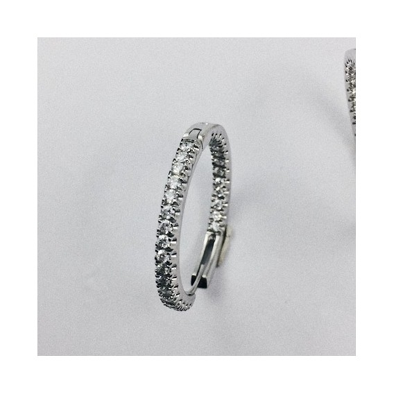 Pendientes criolla en oro blanco y brillantes