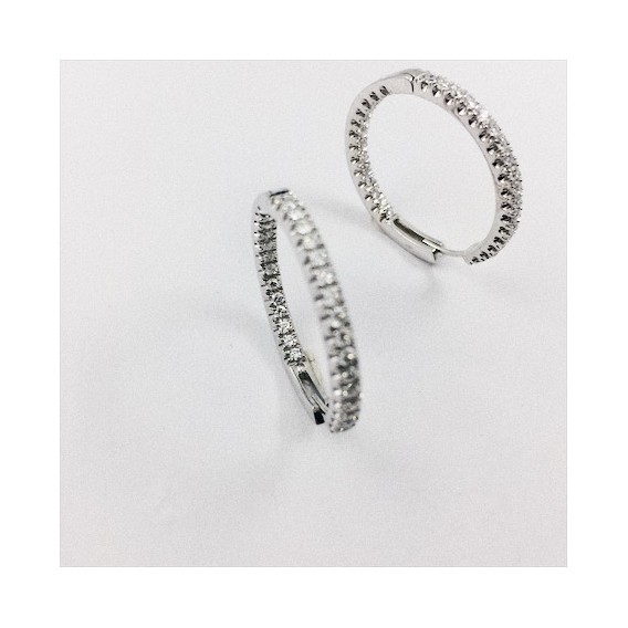 Pendientes criolla en oro blanco y brillantes