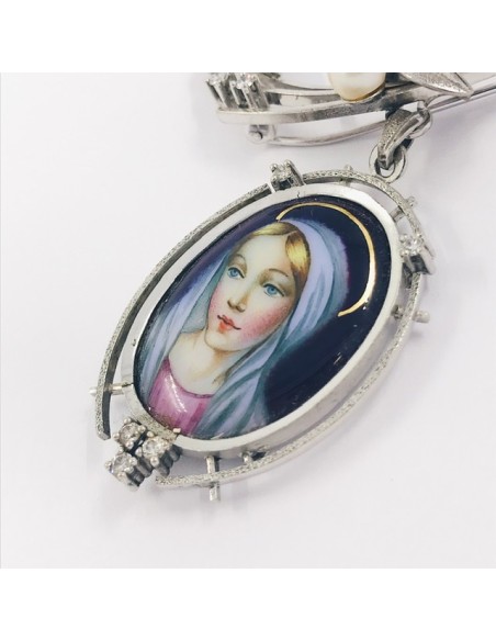 Broche de oro blanco con brillantes, perla y esmalte