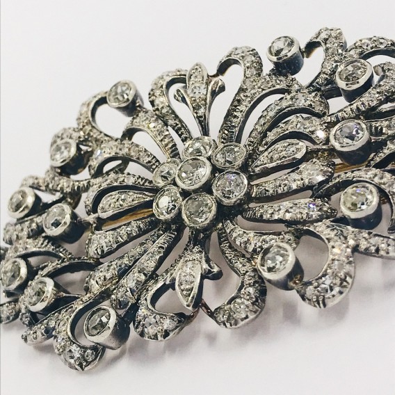 Broche vintage en oro blanco 18kt con brillantes