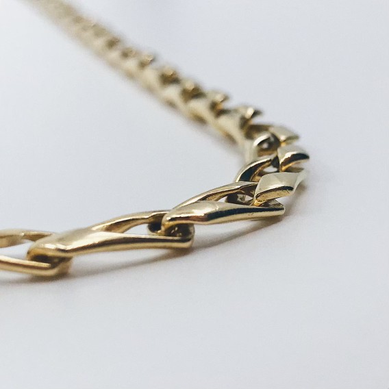 Cadena en oro 18kt con eslabones largos