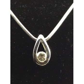 Colgante en oro y brillante