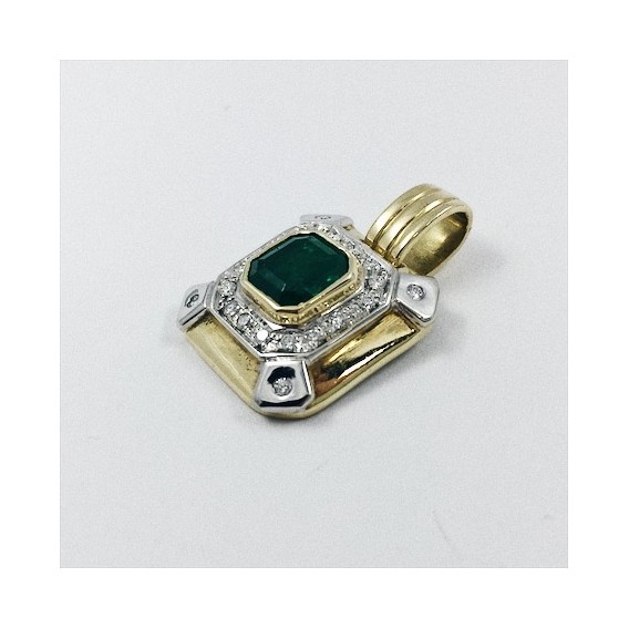 Colgante de oro con brillantes y esmeralda