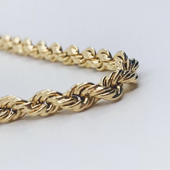 CordÃ³n en oro 18kt