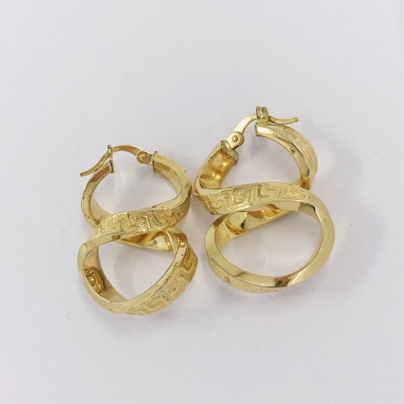 Pendientes en oro 18kt en forma de 8.