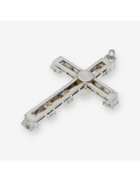 Colgante cruz en oro blanco 18kt con brillantes y perla