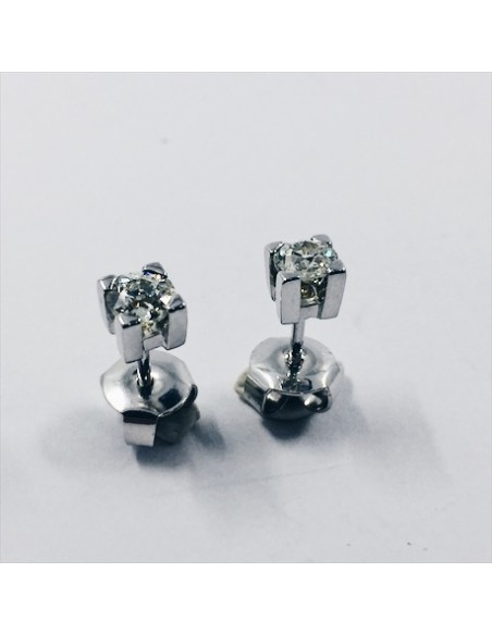 Pendientes dormilonas en oro blanco y brillantes