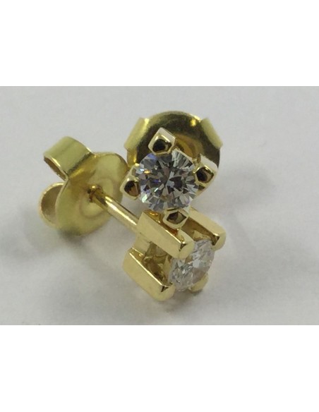 Pendientes dormilonas en oro y brillantes