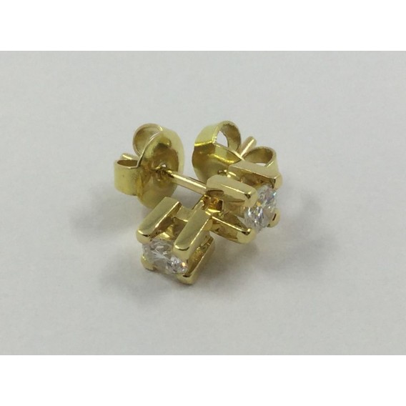 Pendientes dormilonas en oro y brillantes