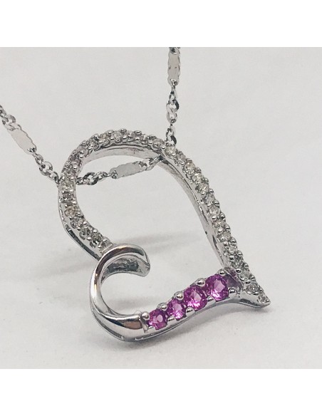 Collar en oro blanco con brillantes.