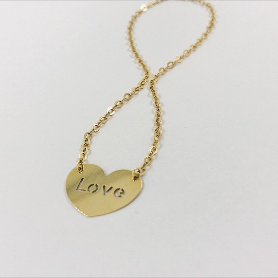 Gargantilla corazÃ³n en oro 18kt.