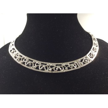 Gargantilla de oro blanco y brillantes
