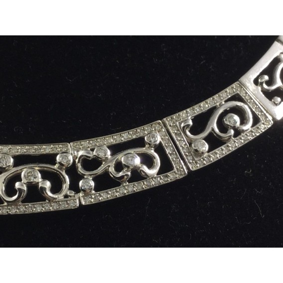 Gargantilla de oro blanco y brillantes