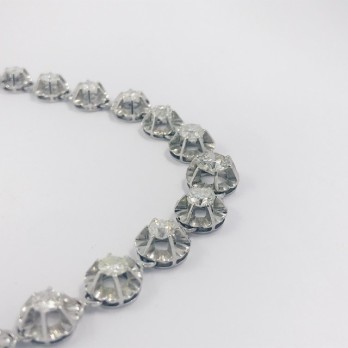 Gargantilla en oro blanco y brillantes 2