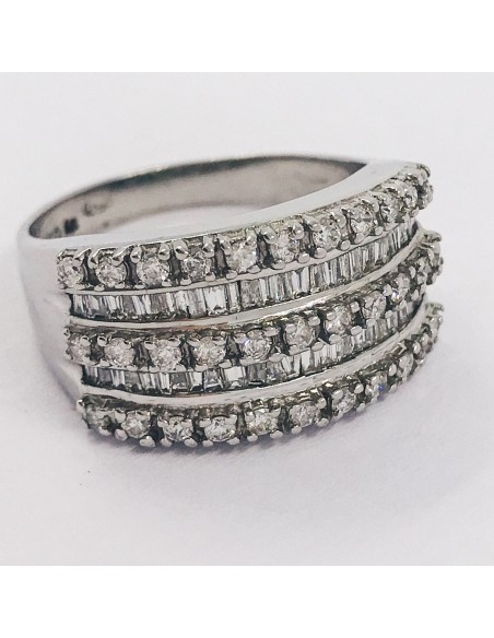 Anillo en oro blanco 18k y brillantes