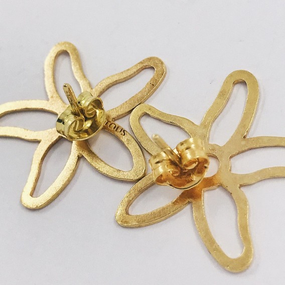 Pendientes Tous con forma de flor en oro 18kt