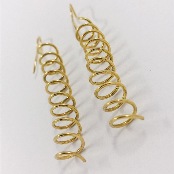 Pendientes muelle en oro 18kt