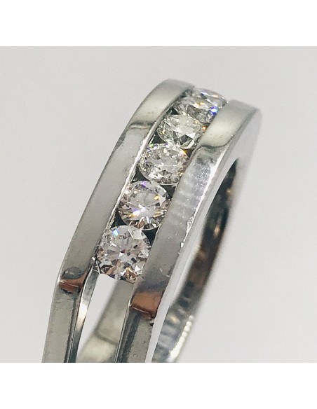 Anillo de oro blanco y brillantes