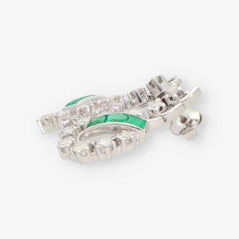 Pendientes en oro blanco 18kt con brillantes y esmeraldas 2