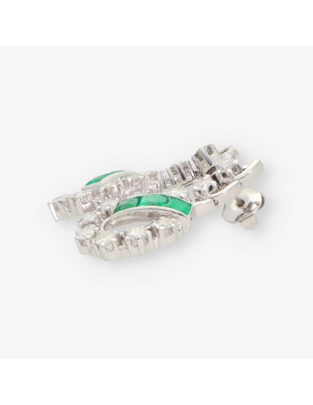 Pendientes en oro blanco 18kt con brillantes y esmeraldas