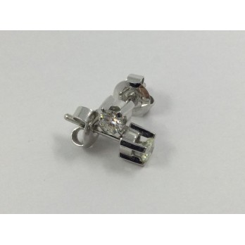 Pendientes dormilonas en oro y brillantes 2