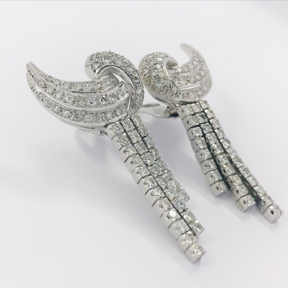 Pendientes de oro blanco con cascada de brillantes