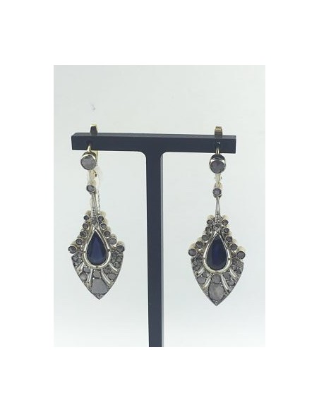 Antiguos pendientes de oro con diamantes y zafiro central