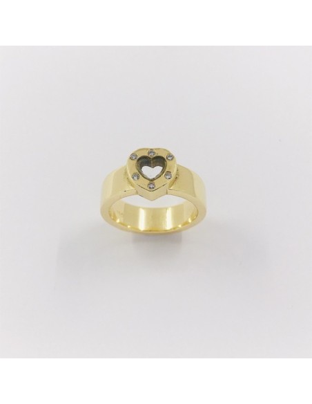 Anillo de oro con corazÃ³n central decorado con brillantes