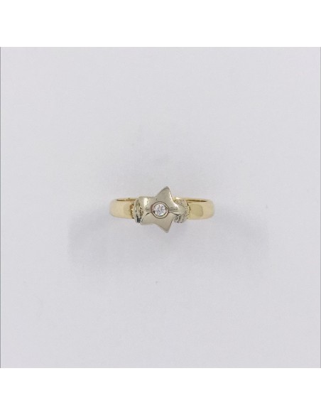 Anillo en oro 18kt con estrella central
