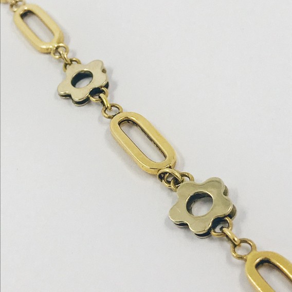 Pulsera con estrellas en oro 18kt.