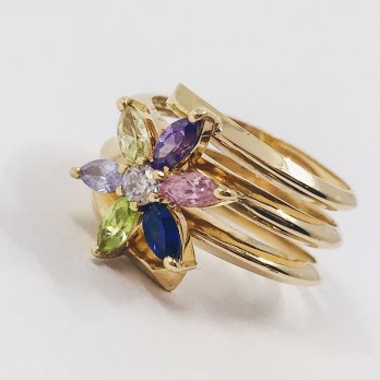 Anillo en oro 18kt con piedras preciosas 2